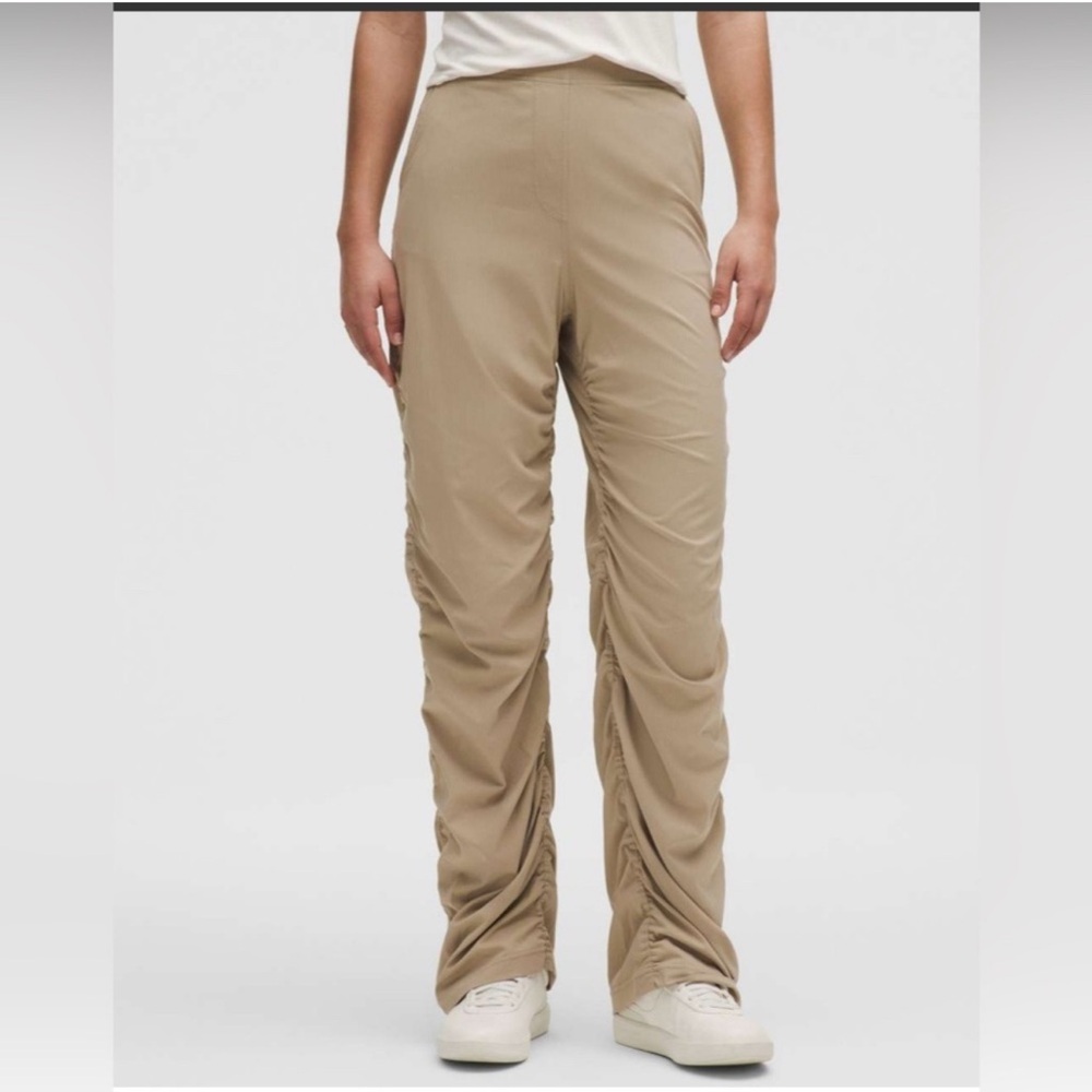 Lululemon slim fit HR dance studio flare pant